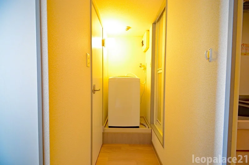 便利な室内洗濯機置き場♪