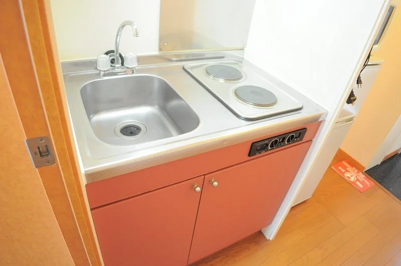 2口電熱コンロで効率よくお料理♪