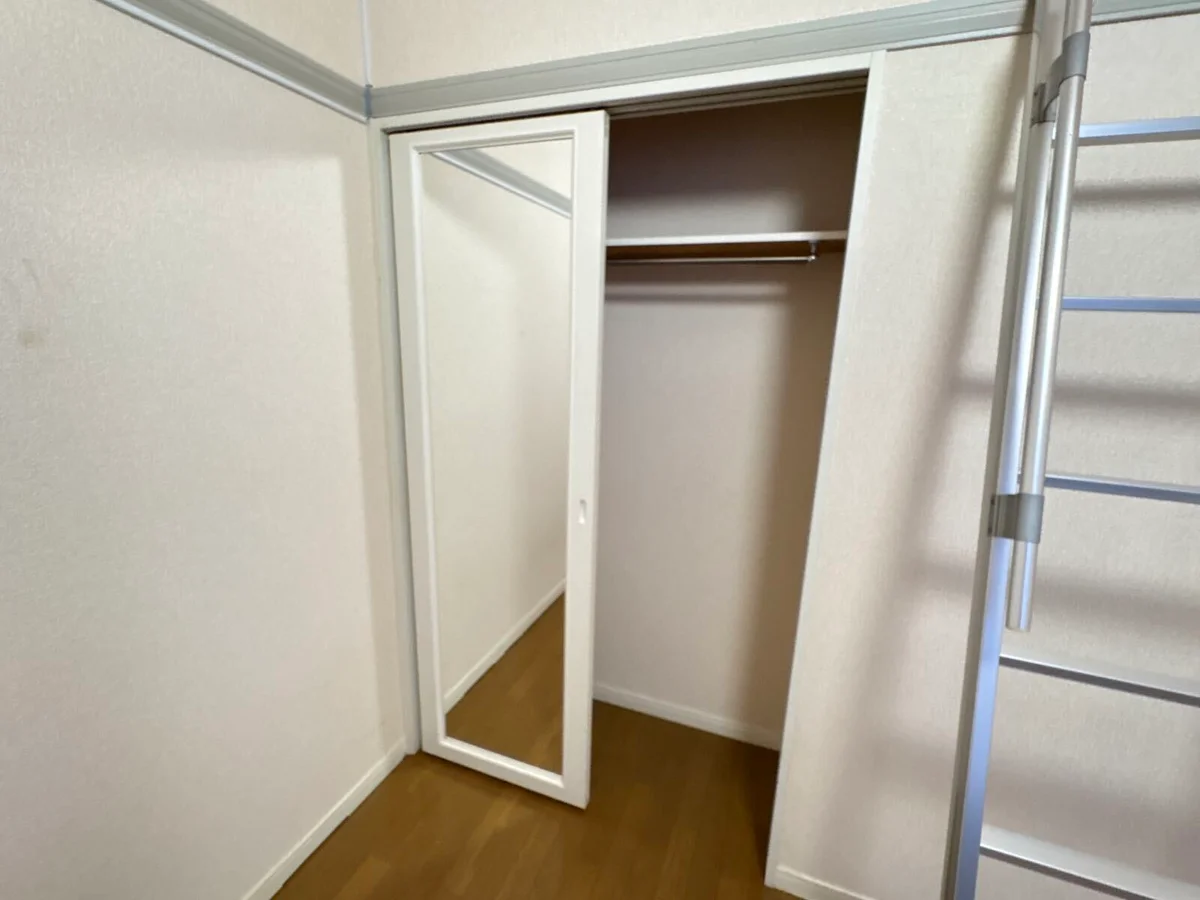 1階はフローリング、2階はじゅうたんです。