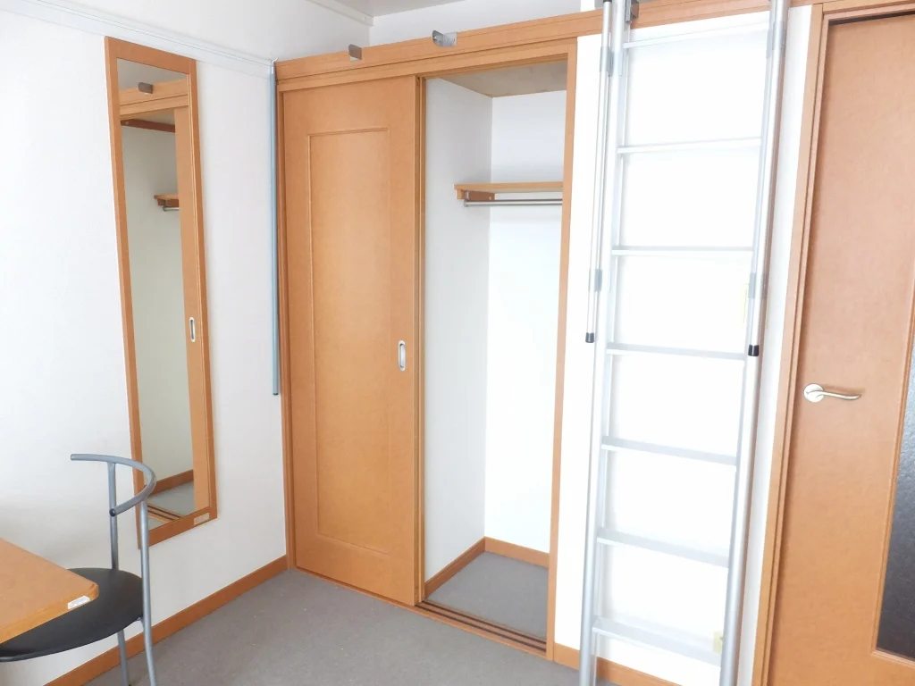 1階はフローリング、2階はじゅうたんです。