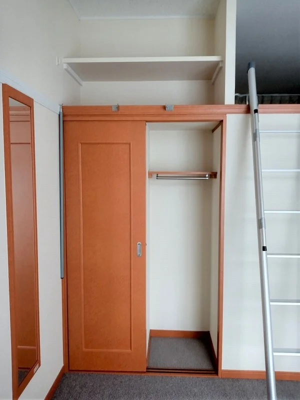 1階はフローリング、2階はじゅうたんです。