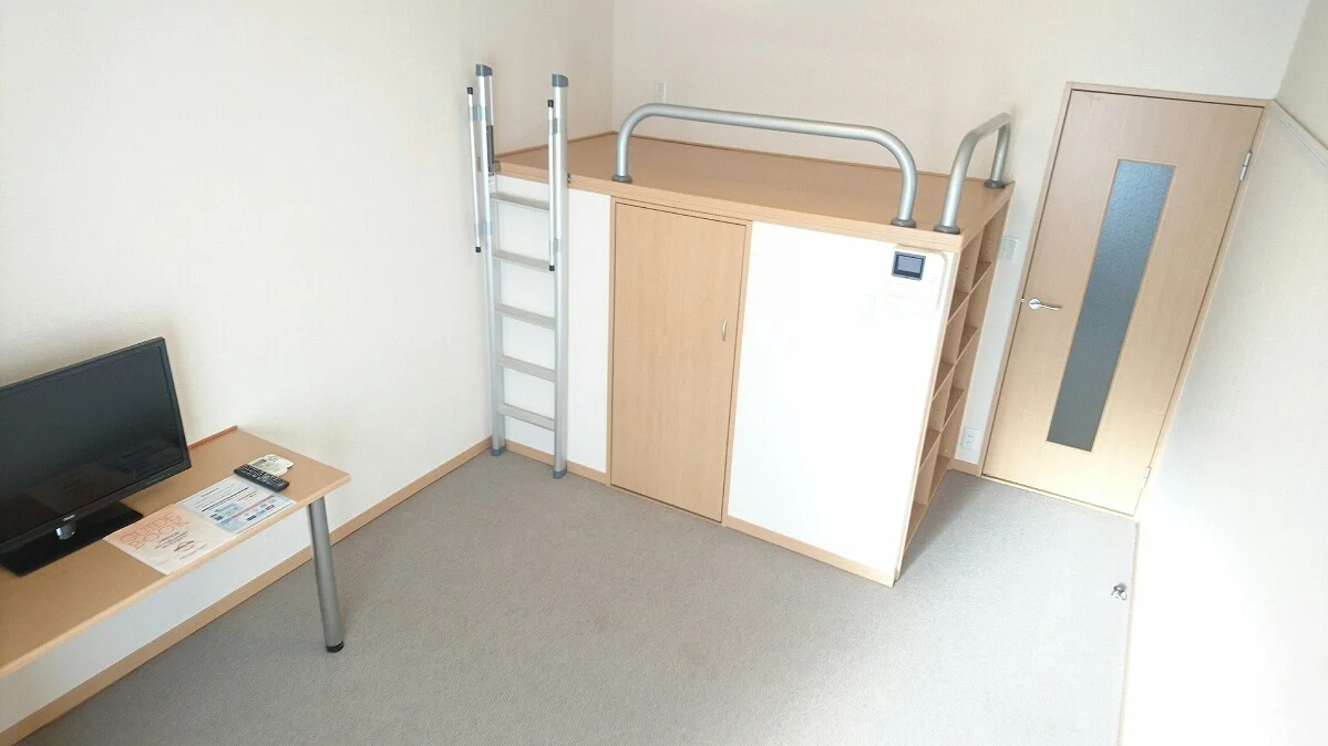 1階はフローリング、2階はじゅうたんです。