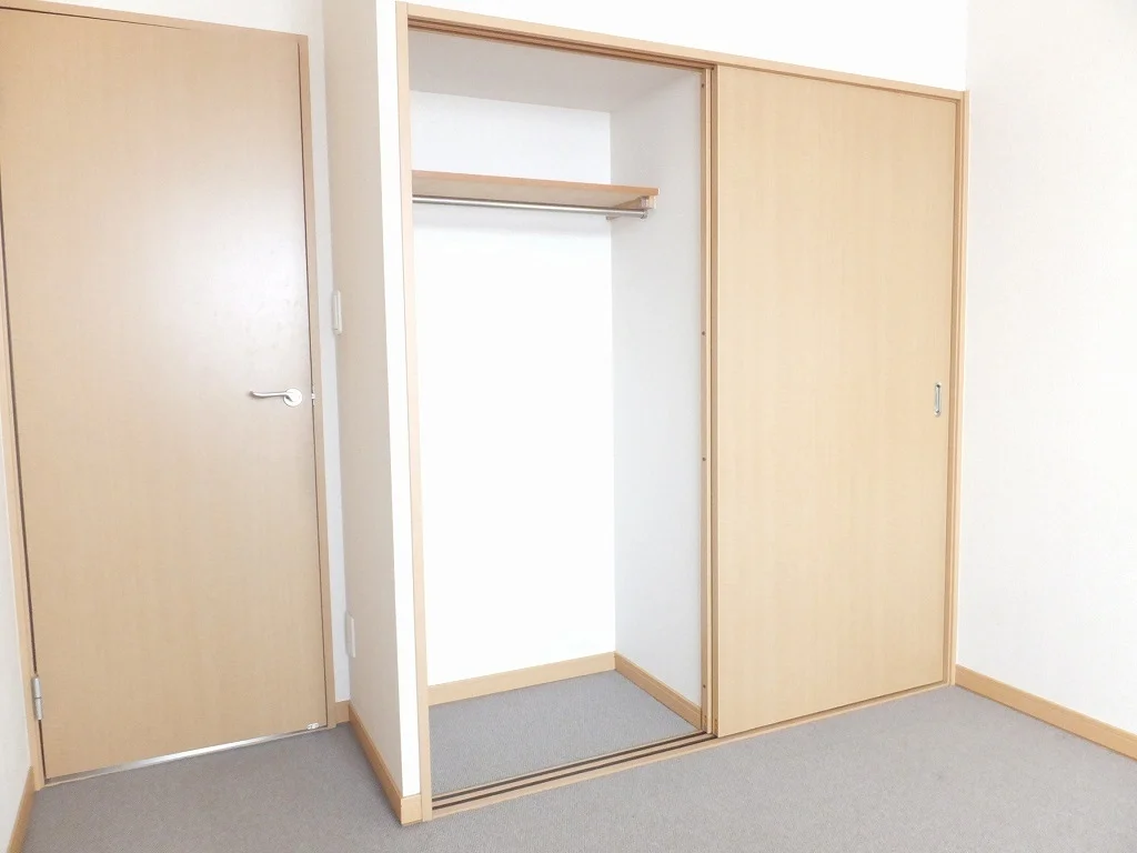 2F南側居室　エアコン設置有り