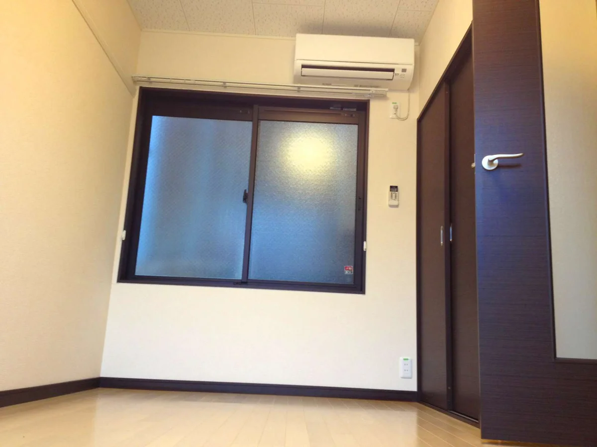 モダンなカラーリングのお部屋です！