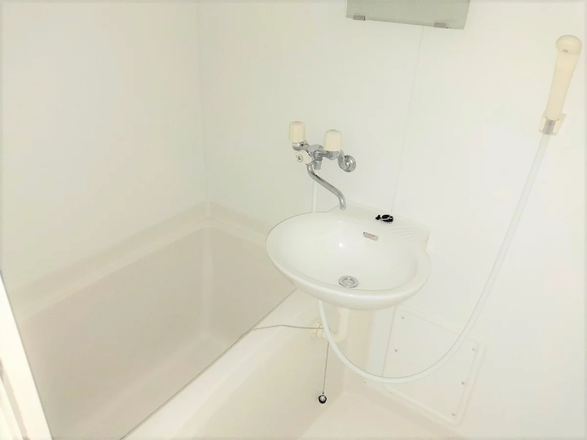 設備・使用は号室により異なる為、現況を優先致します。