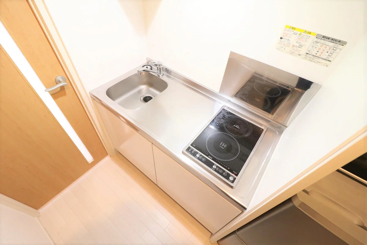 ワイドキッチン2口コンロ（ⅠＨ専用）お掃除が楽チン