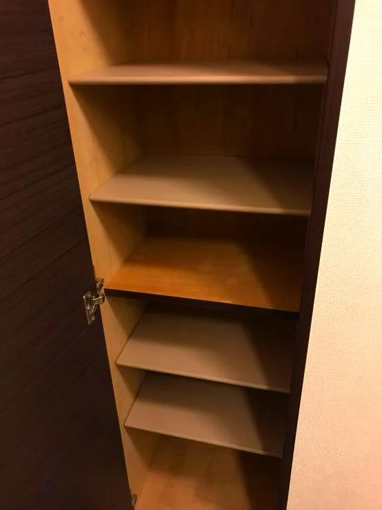 玄関シューズボックス有。