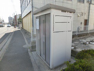ごみ捨て場