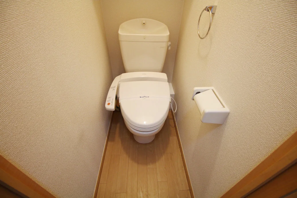 あったら嬉しい温水洗浄便座！快適です♪