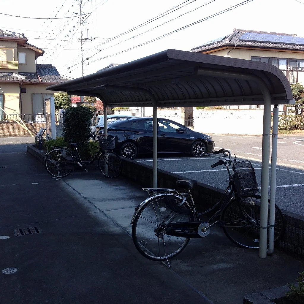 屋根付き駐輪場になります！