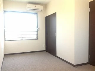 1Ｆフローリング　2Ｆカーペット