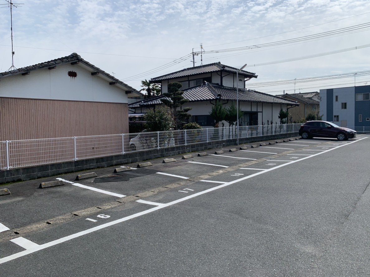 敷地内駐車場