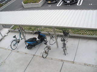 屋根付駐輪場