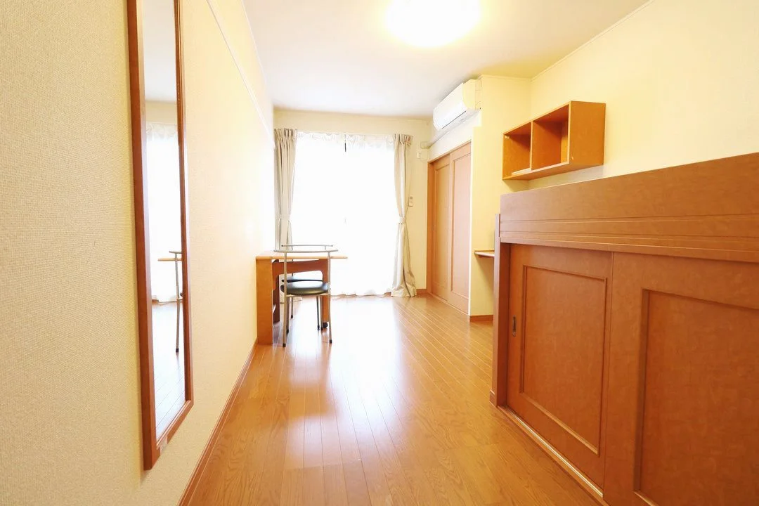 １Ｆはフローリング仕様・２Ｆは絨毯仕様になります。