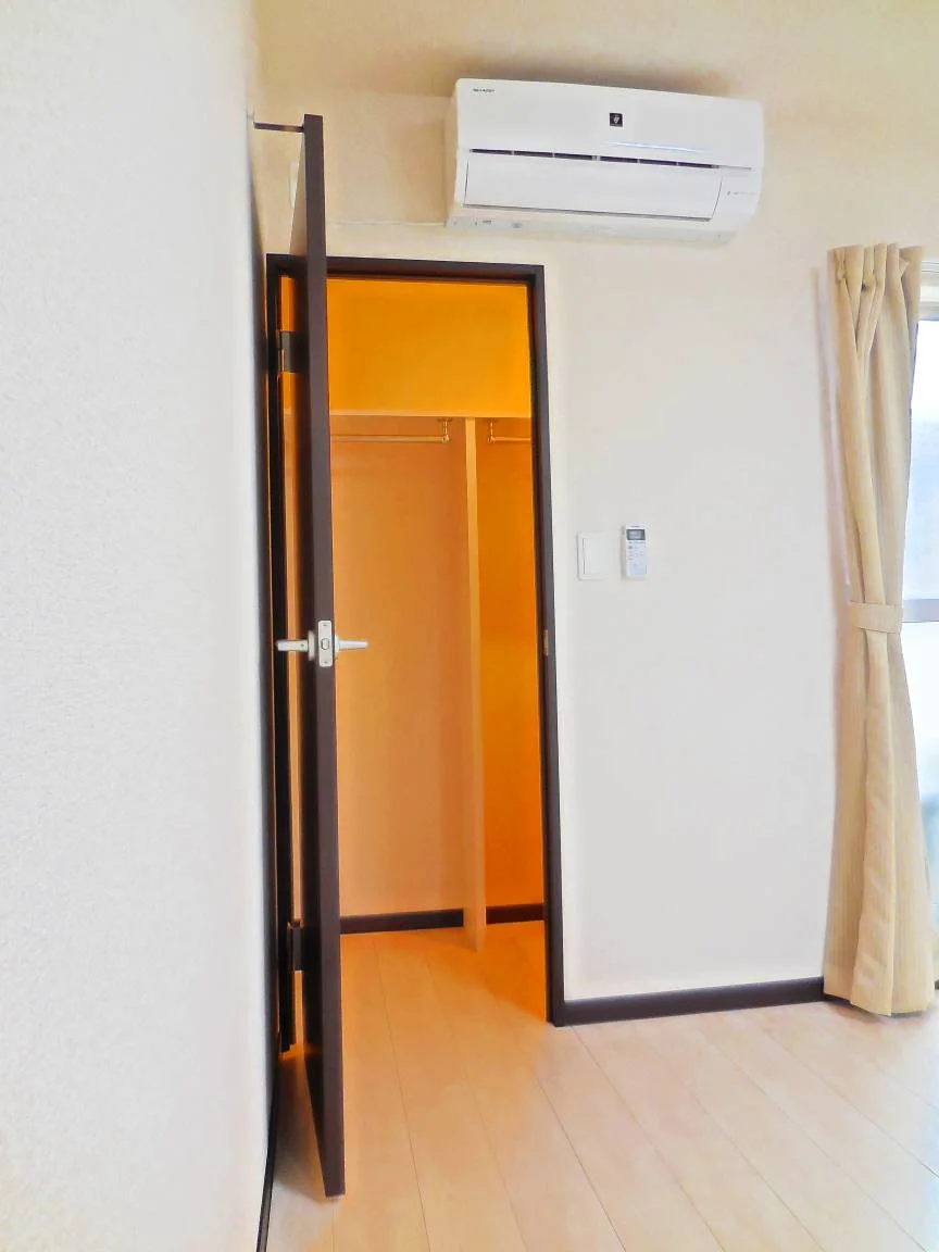 ※クローゼットの配置はお部屋毎に異なります。