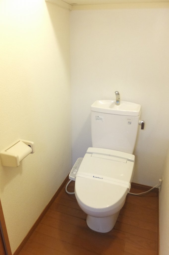 温水洗浄便座設置済み
