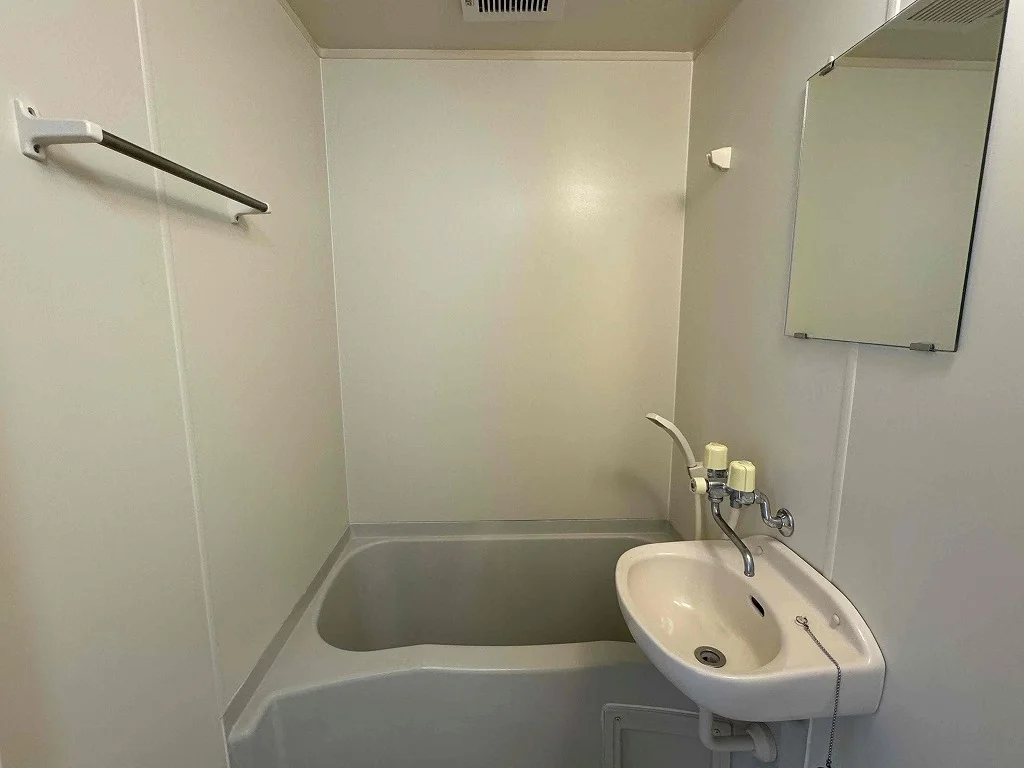 ※同タイプ部屋の写真となります