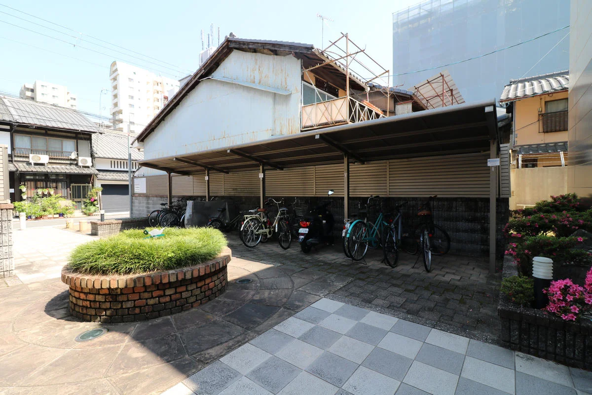 屋根付き駐輪場を完備※無料