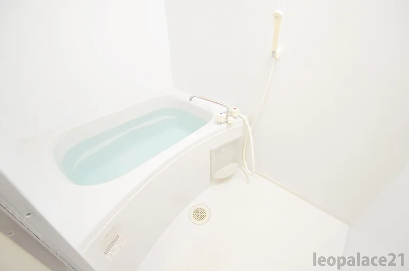 設備・仕様は号室により異なる為、現況を優先致します。