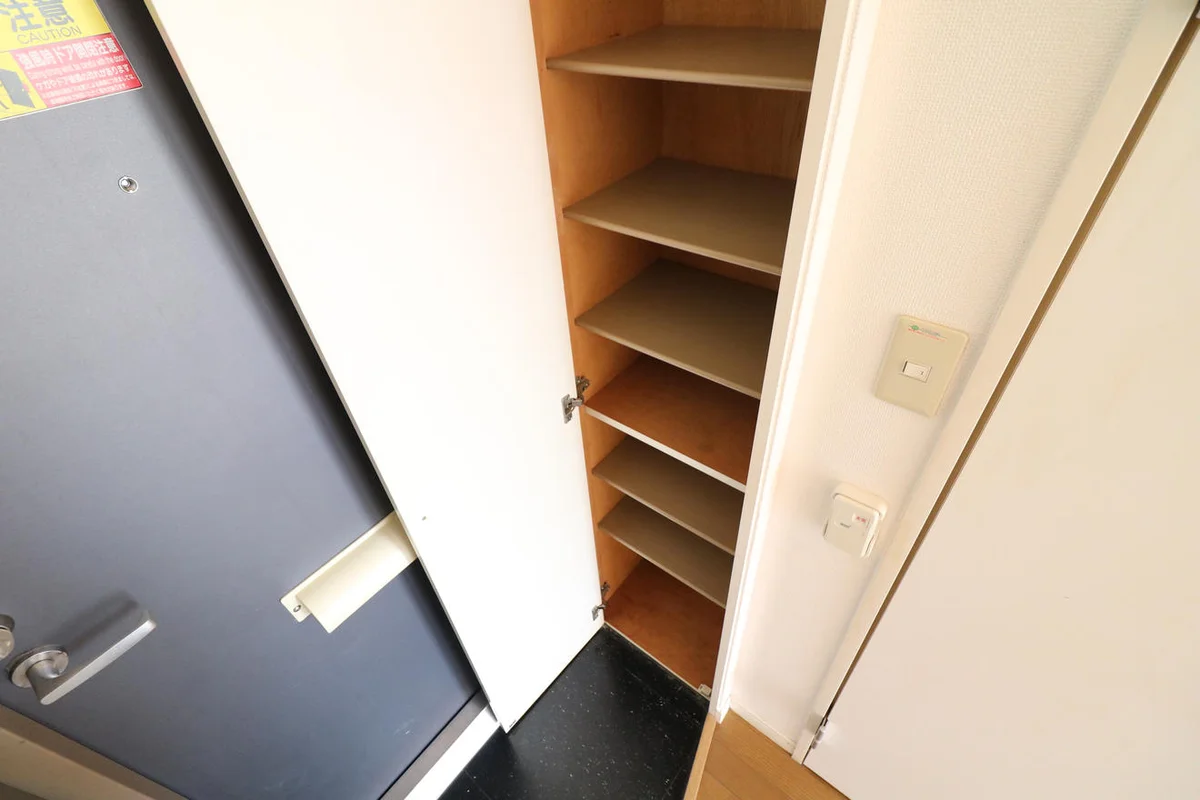 シューズボックス完備により女性でも安心