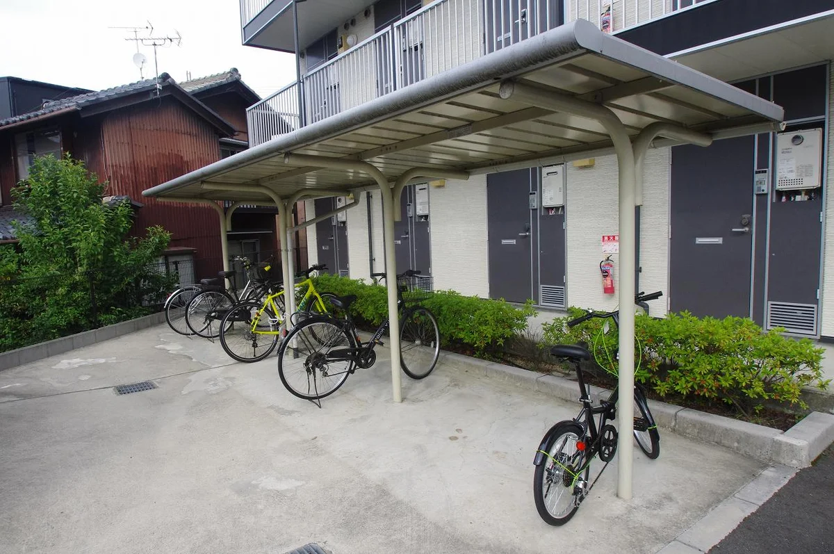 屋根付駐輪場