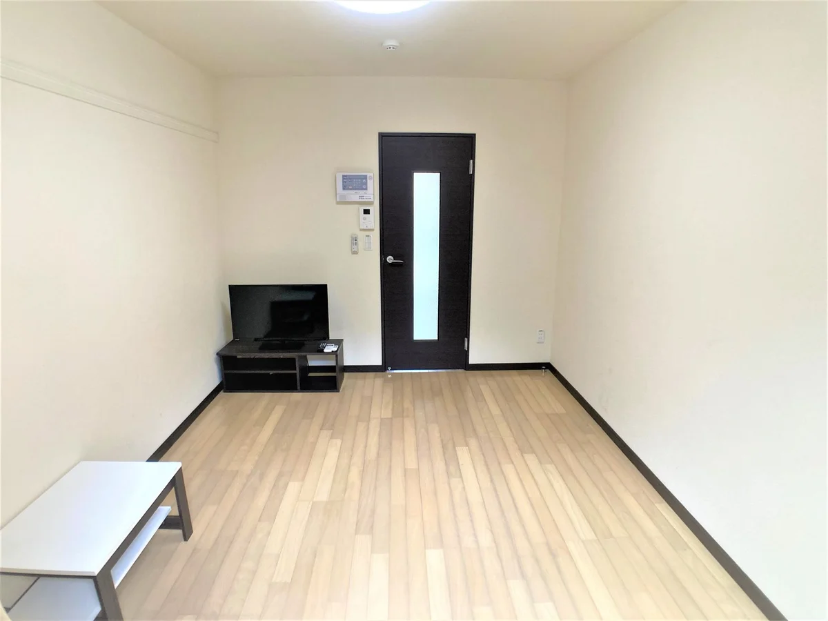 設備・使用は号室により異なる為、現況を優先致します。