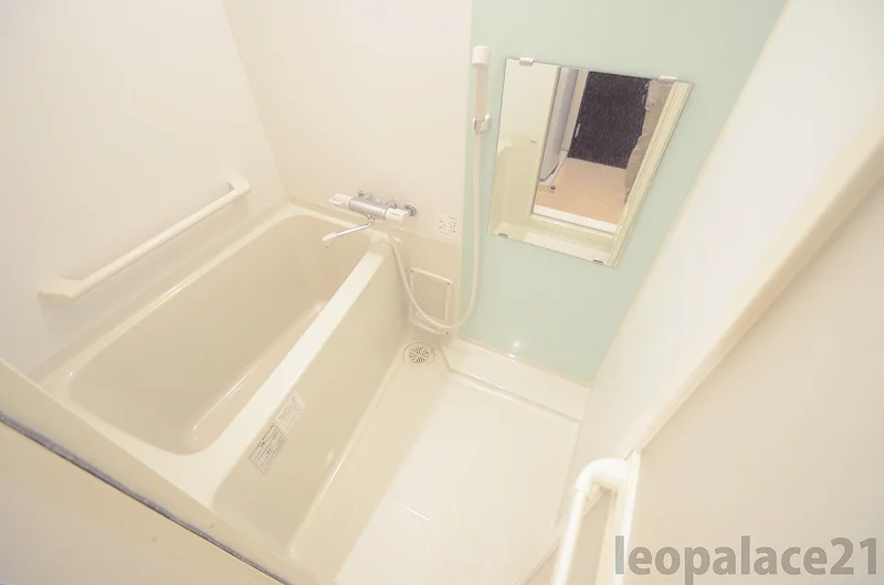 実際のお部屋と異なる場合がございます。