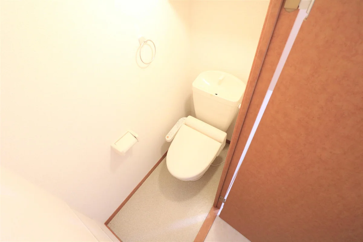 温水洗浄便座を完備しており快適な毎日を！