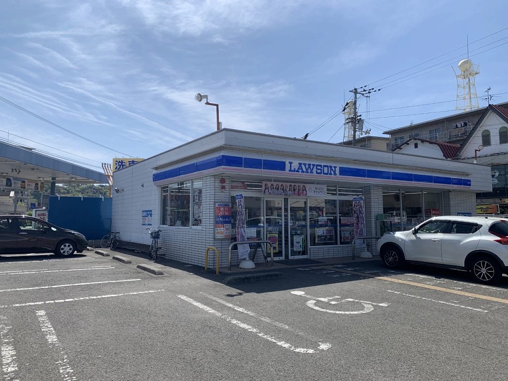 ローソン高知高須店まで657m(徒歩8分)