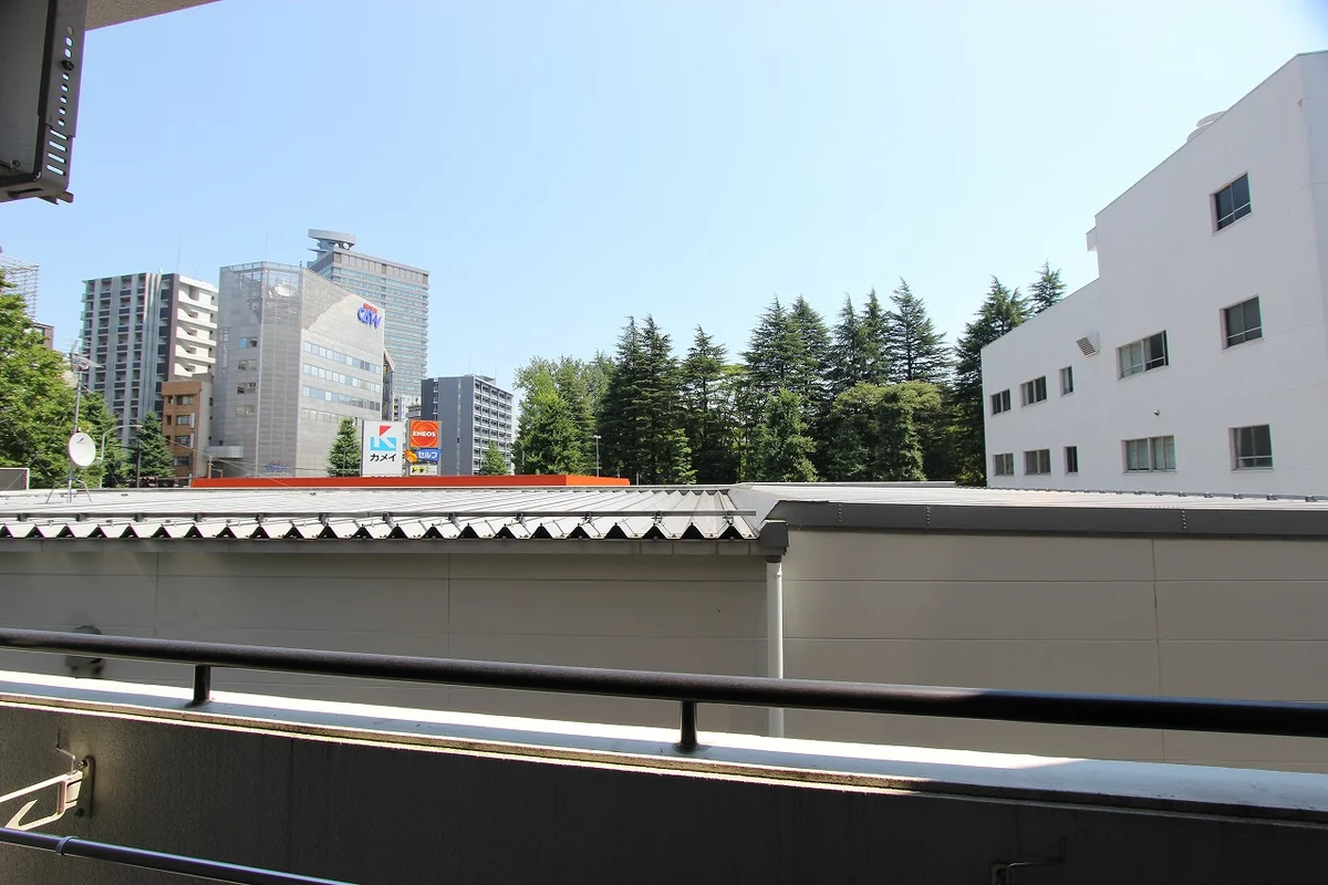 ※炊飯器・鍋フライパン・掃除機・アイロン・空気清浄機・HDD・ブルーレイレコーダーは現在設置しておりません。