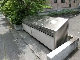 ごみ置き場