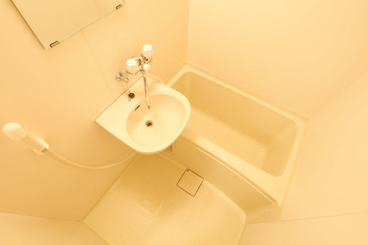 お風呂とトイレは別々（※画像は代表例です）