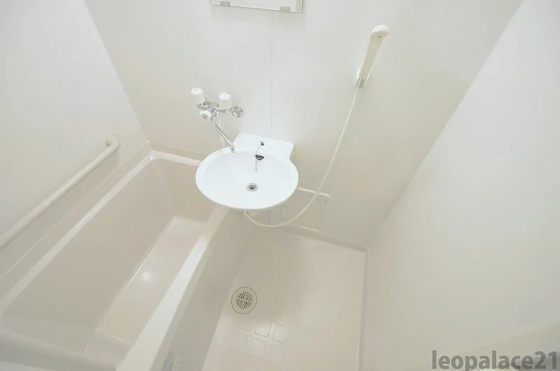 設備・仕様は号室により異なる為、現況を優先致します。