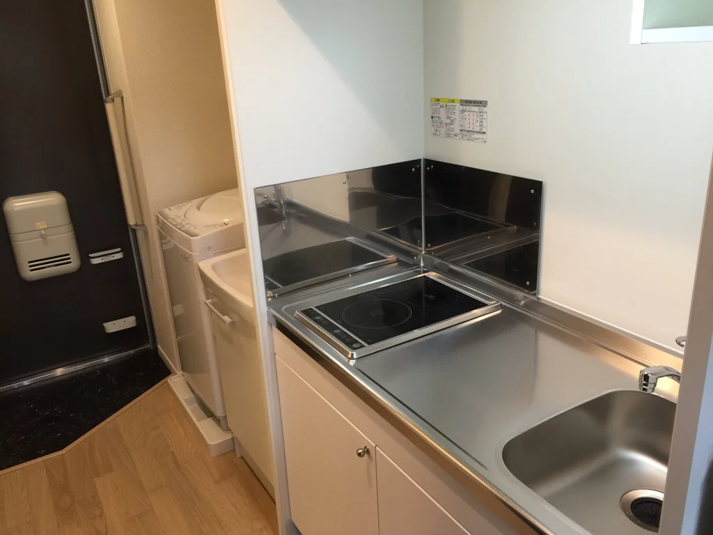 設備・仕様は号室により異なる為現況を優先致します。