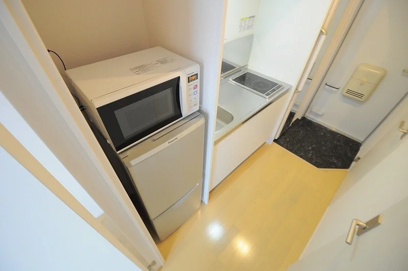 同シリーズの類似となります。現況を優先致します。