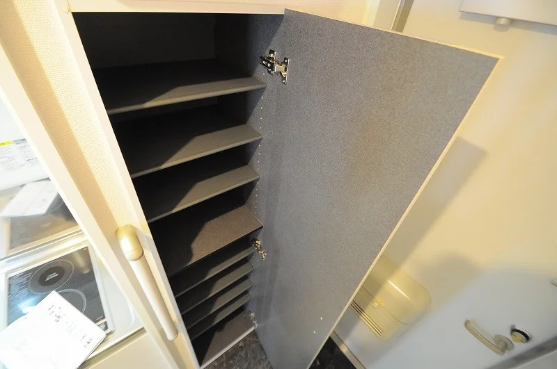 同シリーズの類似となります。現況を優先致します。