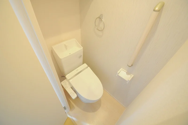 同シリーズの類似となります。現況を優先致します。