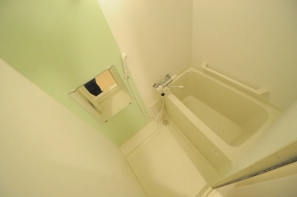 同シリーズの類似となります。現況を優先致します。