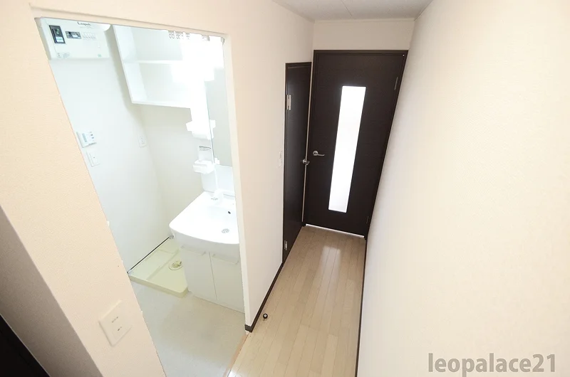 備品や設備仕様は号室等により異なります現地をご確認下さい。