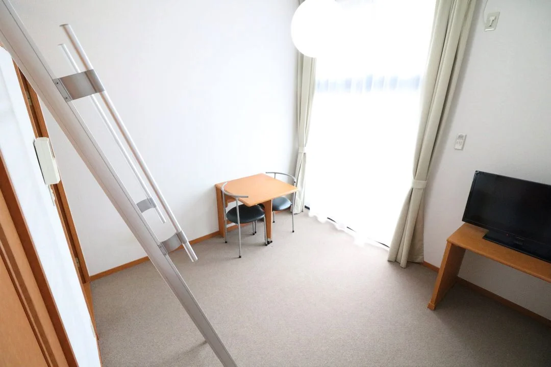 大型家具家電付きにより初めての一人暮らしの方も安心！