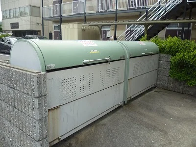 ダストボックス