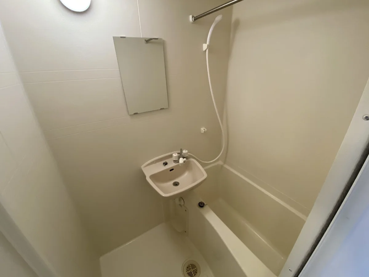 設備・仕様は号室により異なる為、現況を優先致します。