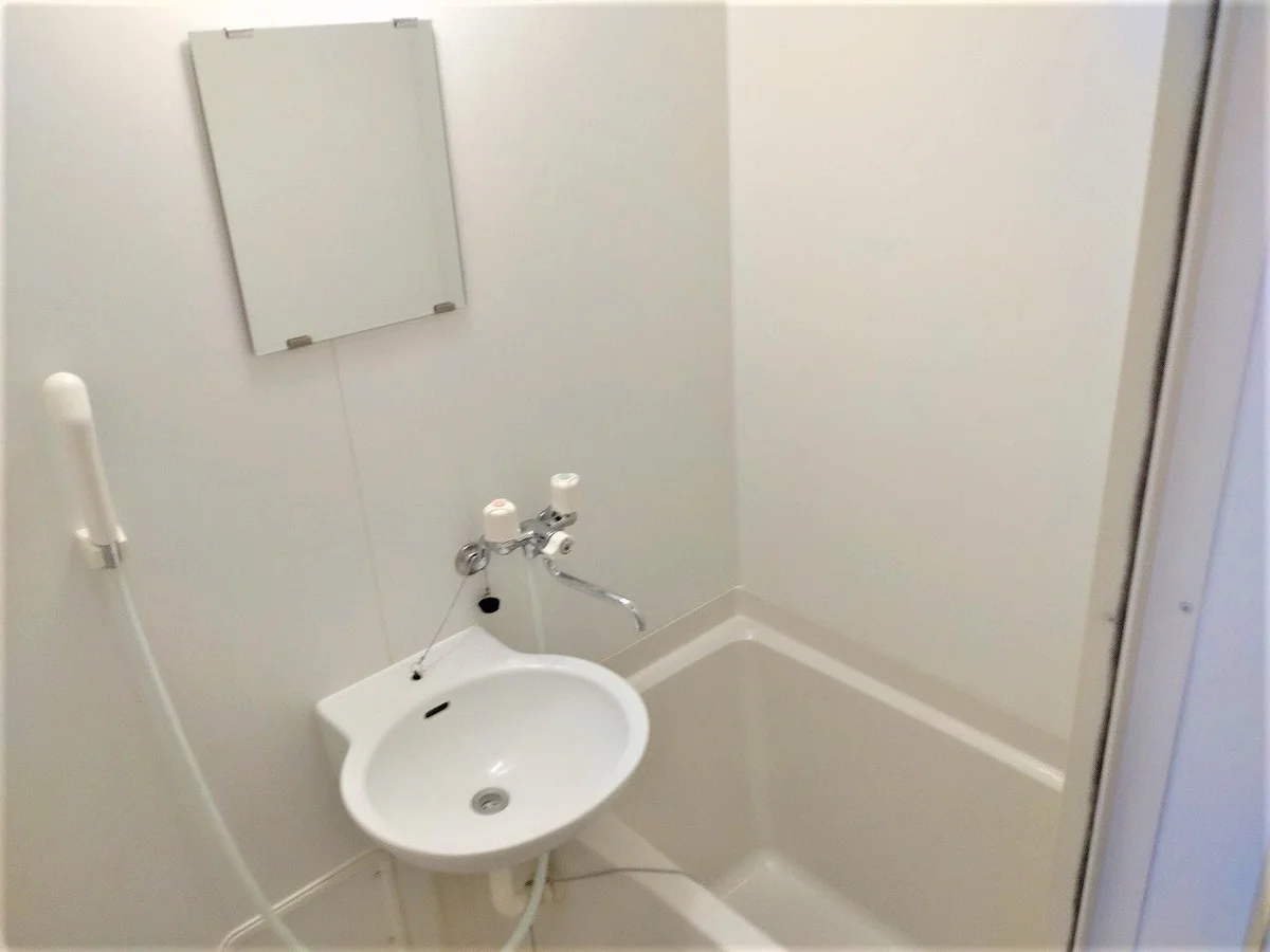 設備・使用は号室により異なる為、現況を優先致します。