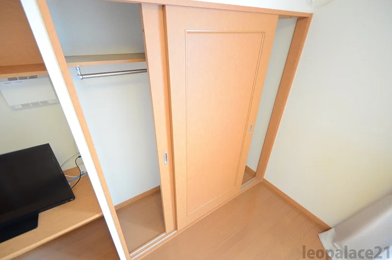 同タイプ物件のため、形状や間取りサイズ等実際とは異なります