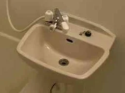 設備仕様は号室により異なる為、現況を優先とします。