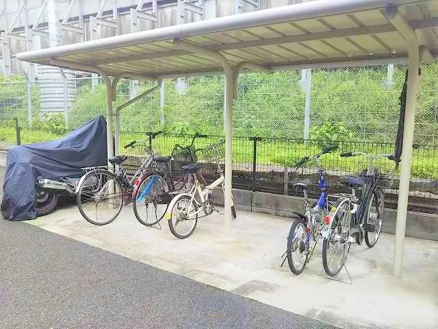 屋根付駐輪場