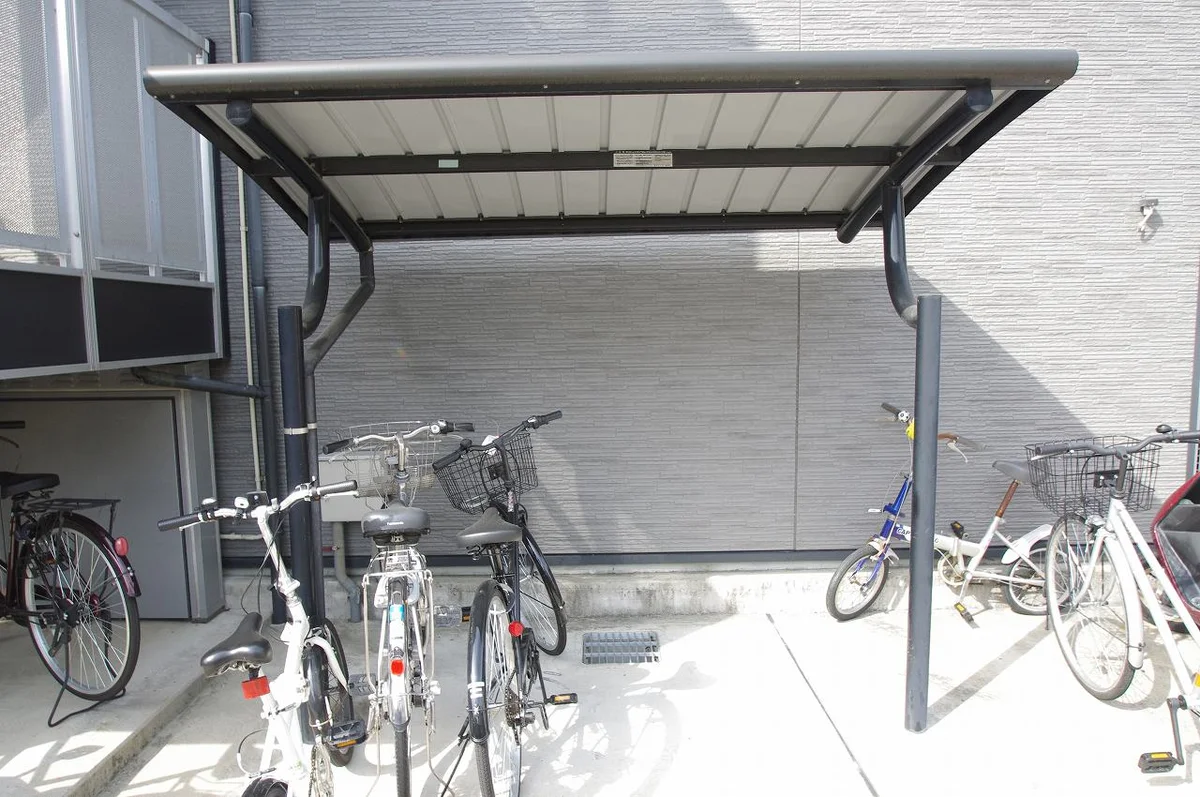 屋根付駐輪場