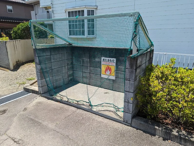 ごみ置場