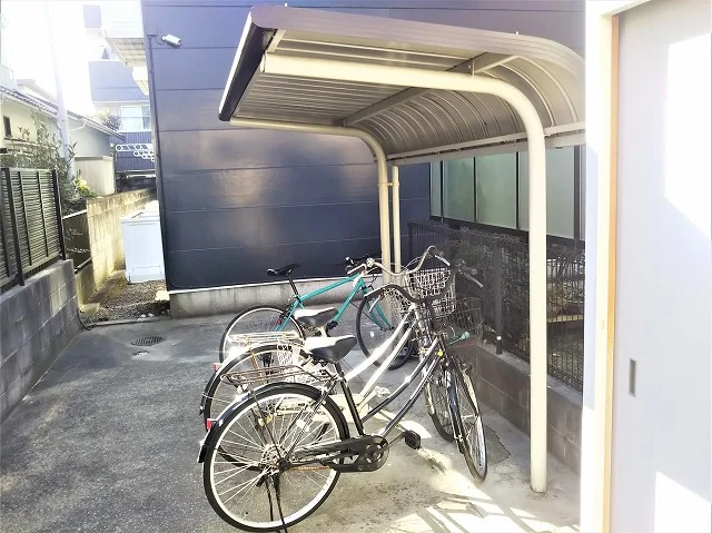 駐輪場完備