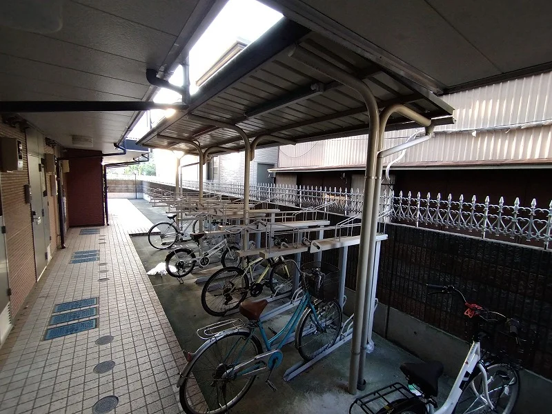 駐輪場　原付＆自転車のみ駐輪可能